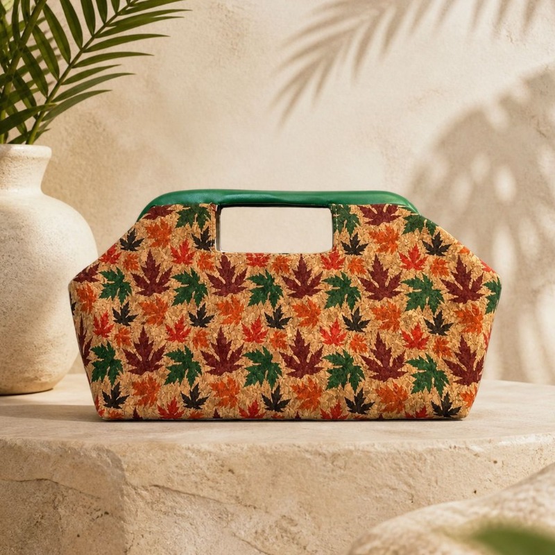 Vintage Fashion Style Female - Tas Clutch Wanita Motif Daun Maple