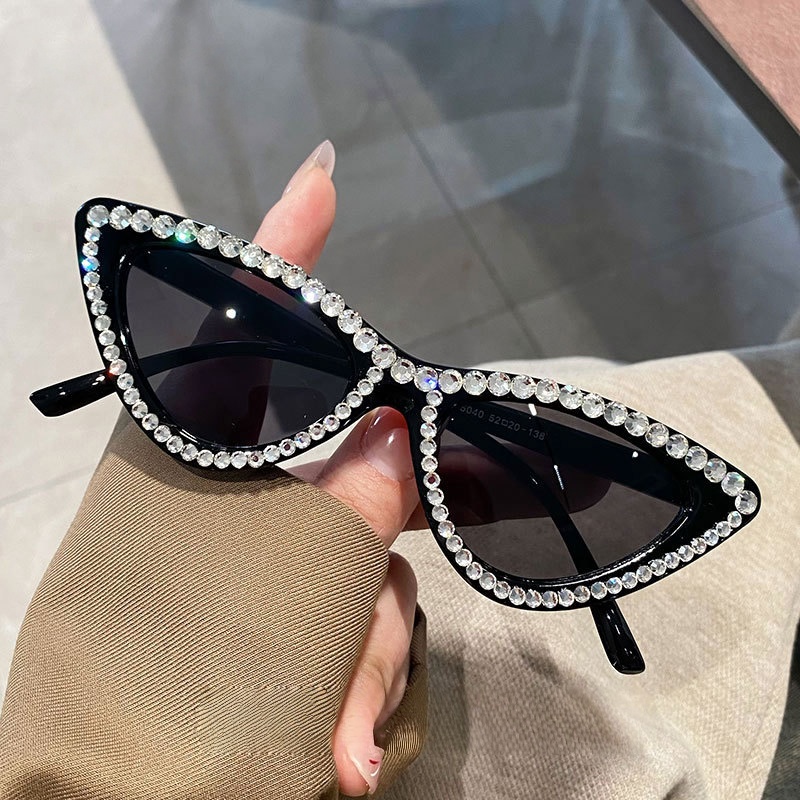 Vintage Fashion Luxury - Kacamata Hitam Mata Kucing Mewah Antik