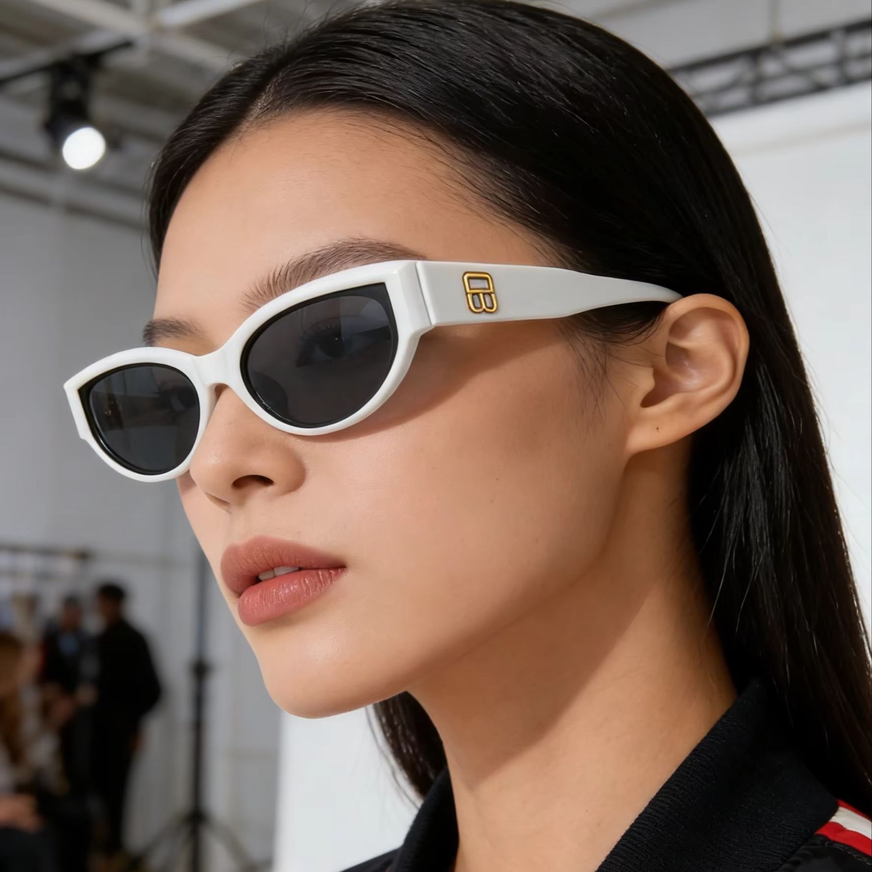 Vintage Fashion Glasses - Kacamata Hitam Mata Kucing Retro Wanita