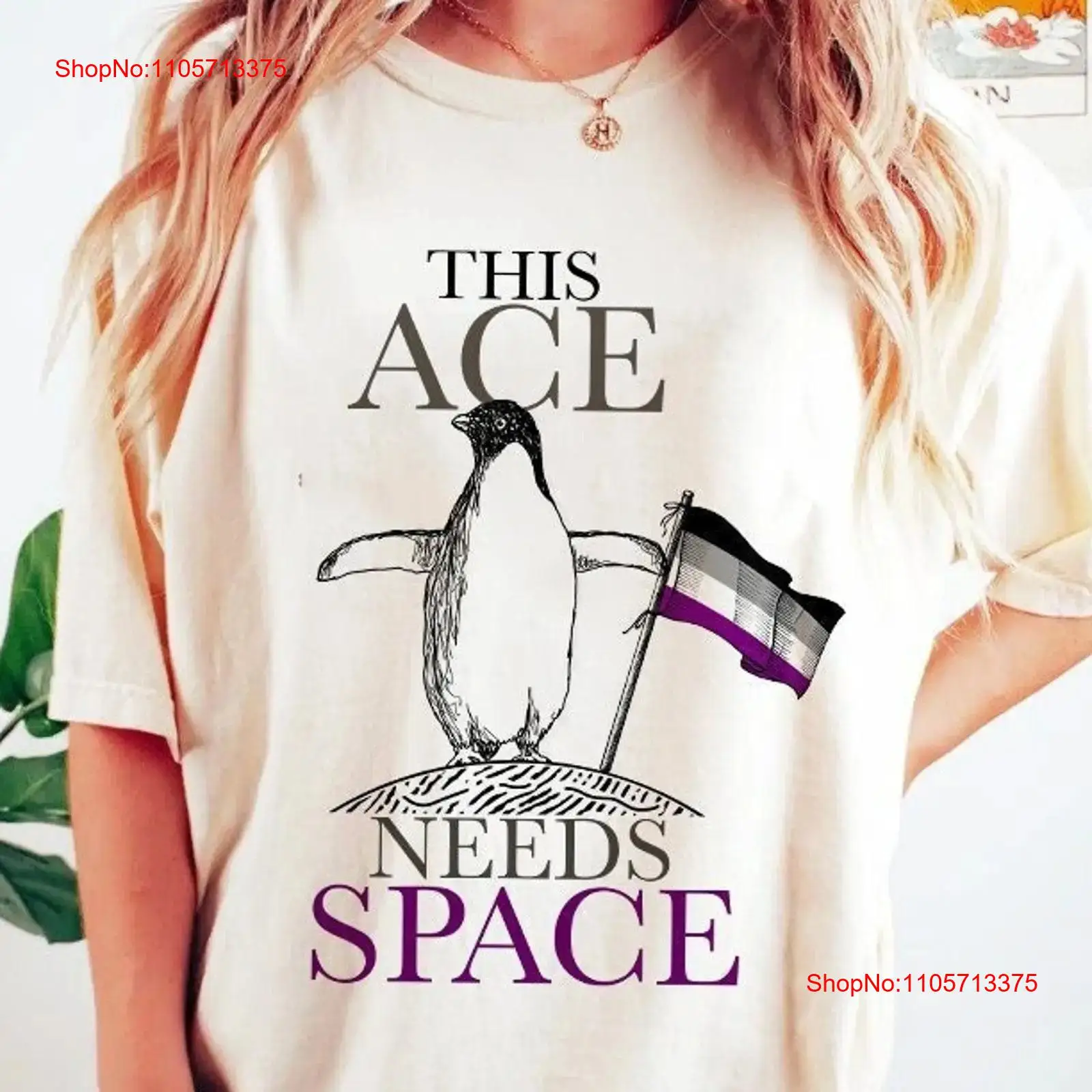 Vintage Queer Fashion - Kaos Bendera Kebanggaan Aseksual Ace Needs