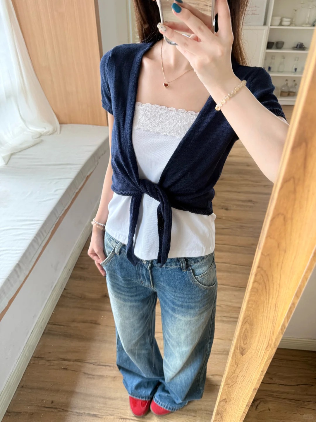 Crop Cardigan Vintage - Kardigan Renda Navy Wanita Katun Slim