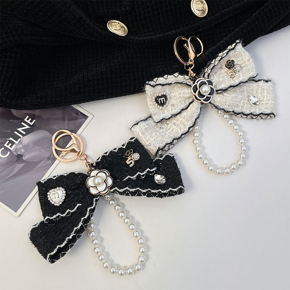 Gantungan Kunci Wanita 2026 de - Vintage Fashion Ornaments ulasan dan harga