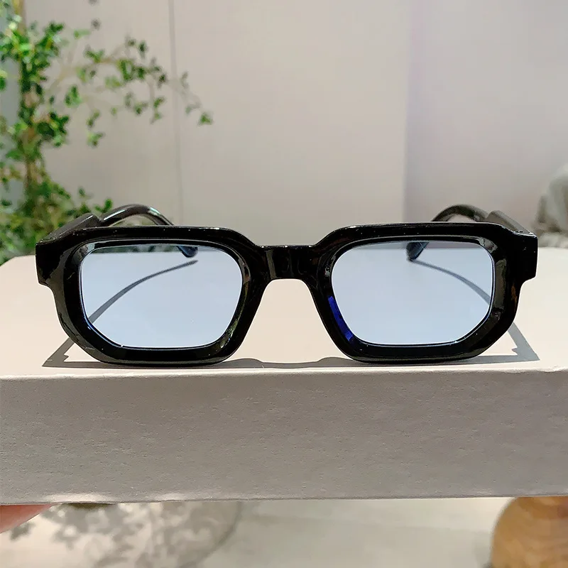 Kacamata Hitam Bingkai Persegi - Vintage Fashion Luxury ulasan dan harga