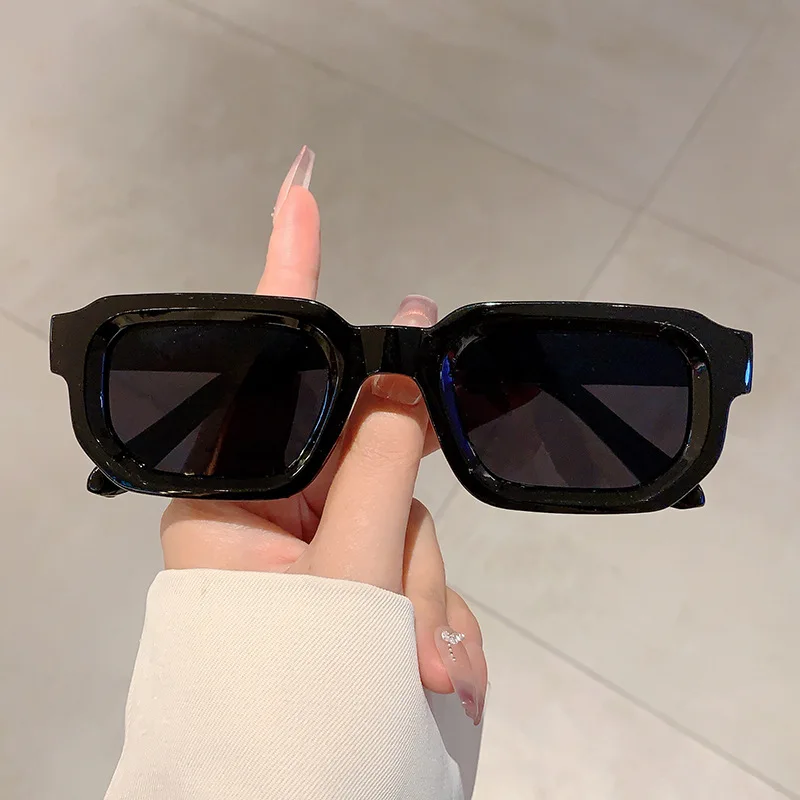 Kacamata Hitam Bingkai Persegi - Vintage Fashion Luxury ulasan dan harga