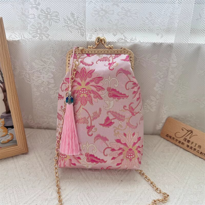 2025 gaya busana Tradisional C - Vintage Fashion Style Female ulasan dan harga