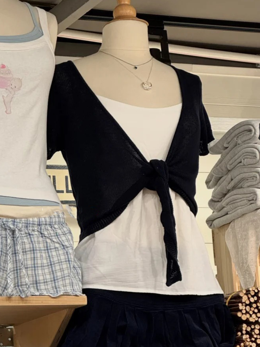 Kardigan Hitam Berenda dengan  - Crop Cardigan Vintage ulasan dan harga